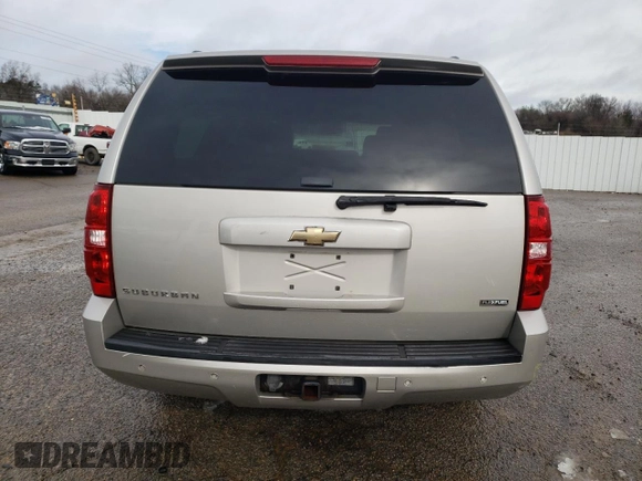 2008 Chevrolet Suburban LTZ with VIN 3GNFK16388G114290, listed as a Copart auction lot 44265795 with 236,666 mi miles and Clean Title. Bid and sale history available at carsss.com. Image 6.