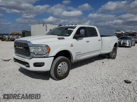 2019 Ram 3500 Limited with VIN 3C63RRRLXKG711280, listed as a Copart auction lot 78133044 with 132,912 mi miles and Salvage Title. Bid and sale history available at carsss.com. Image 1.