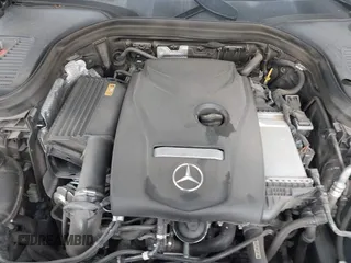 2019 Mercedes-Benz GLC 300 z VIN WDC0G4JB0KV135806, wystawiony jako IAAI lot #41935274 z przebiegiem 85 704 mil mil oraz . Historia ofert i sprzedaży dostępna na DreamBid. Obrazek 10.