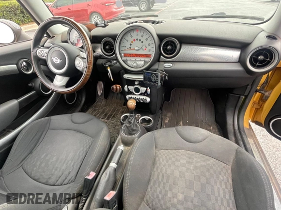 2007 MINI Hardtop S with VIN WMWMF73507TL90586, listed as a Copart auction lot 54109915 with 50,695 mi miles and Clean Title. Bid and sale history available at DreamBid. Image 9.