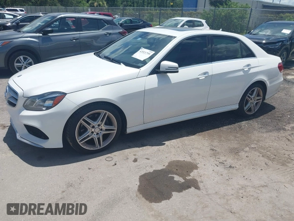 2014 Mercedes-Benz E 350 Sport with VIN WDDHF5KB2EA901598, listed as a IAAI auction lot 42521799 with 187,134 mi miles and . Bid and sale history available at DreamBid. Image 17.