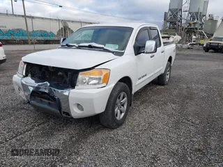 2005 Nissan Titan SE with VIN 1N6BA07B25N531673, listed as a IAAI auction lot 41726725 with 237,837 mi miles and . Bid and sale history available at DreamBid. Image 2.