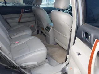 2009 Toyota Highlander Limited with VIN JTEDS42A692076649, listed as a IAAI auction lot 42485057 with 159,471 mi miles and . Bid and sale history available at DreamBid. Image 8.