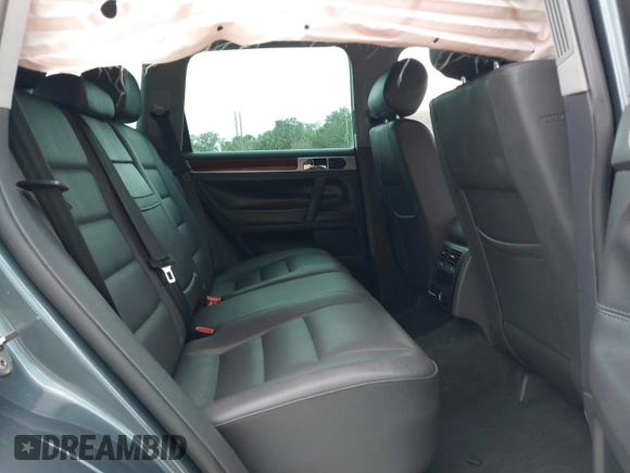 2007 Volkswagen Touareg V6 with VIN WVGZE77L97D011501, listed as a IAAI auction lot 41407720 with Not Provided miles and . Bid and sale history available at DreamBid. Image 8.