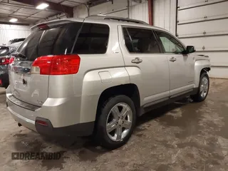 2011 GMC Terrain SLT-2 with VIN 2CTALWEC0B6450568, listed as a IAAI auction lot 41922964 with 181,378 mi miles and . Bid and sale history available at carsss.com. Image 4.