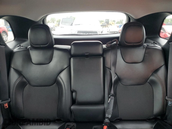 2020 Jeep Cherokee Altitude with VIN 1C4PJLLB4LD592817, listed as a Copart auction lot 58168785 with 57,400 mi miles and Salvage title. Bid and sale history available at DreamBid. Image 10.