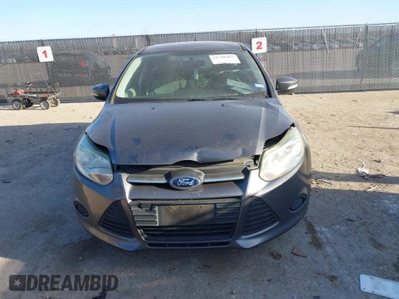 2013 Ford Focus SE with VIN 1FADP3K29DL220311, listed as a IAAI auction lot 41790487 with 136,257 mi miles. Bid and sale history available at carsss.com. Image 12.