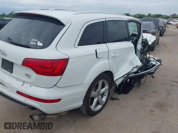 2014 Audi Q7 S line Prestige с VIN WA1DGAFE2ED020623, выставлен на аукционе IAAI как лот 42047146 с пробегом Не указан миль и . История ставок и продаж доступна на DreamBid. Изображение 4.