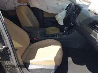 2019 Volkswagen Jetta SEL z VIN 3VWE57BU1KM060382, wystawiony jako IAAI lot #42048630 z przebiegiem 68 089 mil mil oraz . Historia ofert i sprzedaży dostępna na DreamBid. Obrazek 5.