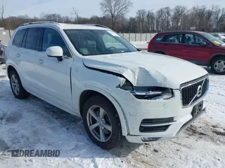 2019 Volvo XC90 Momentum with VIN YV4102PK9K1487720, listed as a IAAI auction lot 41415991 with 59,402 mi miles. Bid and sale history available at carsss.com. Image 1.