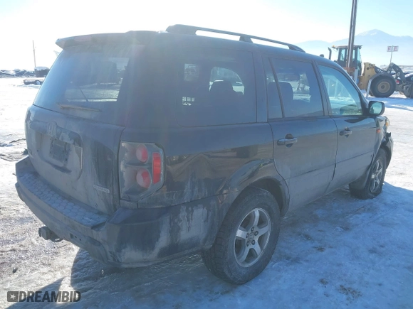 2006 Honda Pilot EX-L with VIN 2HKYF18536H526013, listed as a IAAI auction lot 41335771 with 223,265 mi miles. Bid and sale history available at carsss.com. Image 4.