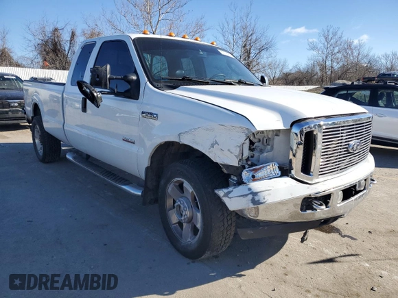 2007 Ford F-250 XL with VIN 1FTSX21P67EA04580, listed as a Copart auction lot 83778264 with 166,015 mi miles and Salvage Title. Bid and sale history available at DreamBid. Image 4.