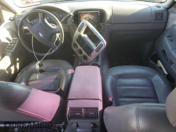 2003 Ford Explorer XLT with VIN 1FMZU73WX3UA96104, listed as a Copart auction lot 86066454 with 192,031 mi miles and Salvage title. Bid and sale history available at DreamBid. Image 8.