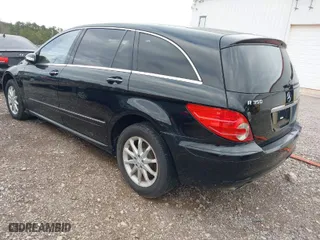 2007 Mercedes-Benz R-Class 3.5L with VIN 4JGCB65E27A041034, listed as a IAAI auction lot 41832205 with 194,517 mi miles. Bid and sale history available at carsss.com. Image 3.
