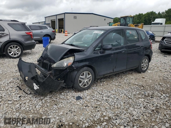 2008 Honda Fit with VIN JHMGD384X8S068090, listed as a Copart auction lot 61133985 with 177,729 mi miles and Clean title. Bid and sale history available at DreamBid. Image 1.