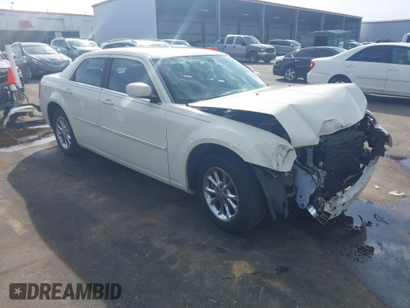 2008 Chrysler 300 Limited with VIN 2C3KA33G98H172006, listed as a IAAI auction lot 41445953 with 183,451 mi miles and . Bid and sale history available at DreamBid. Image 1.
