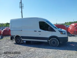 2016 Ford Transit Cargo with VIN 1FTYE1CM4GKB53505, listed as a IAAI auction lot 41958440 with 52,125 mi miles and . Bid and sale history available at carsss.com. Image 13.