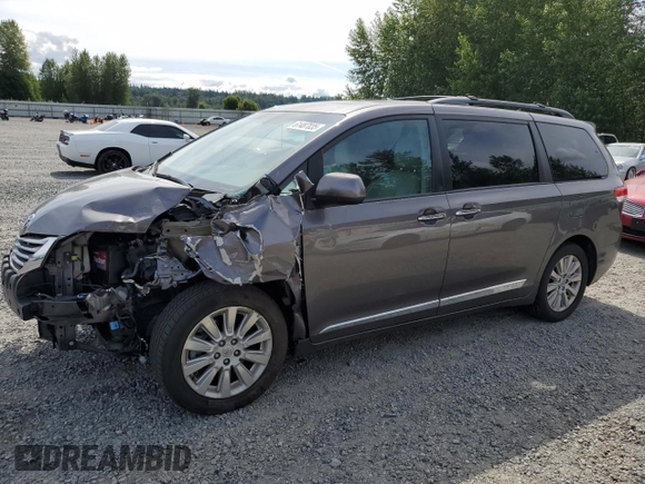 2013 Toyota Sienna XLE с VIN 5TDDK3DC9DS051534, выставлен на аукционе Copart как лот 61487035 с пробегом 66 168 миль миль и Списание • Salvage title. История ставок и продаж доступна на DreamBid. Изображение 1.