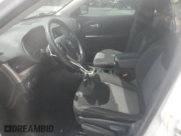 2014 Jeep Cherokee Latitude with VIN 1C4PJLCS3EW249262, listed as a Copart auction lot 56489135 with 195,264 mi miles and Clean Title. Bid and sale history available at DreamBid. Image 7.
