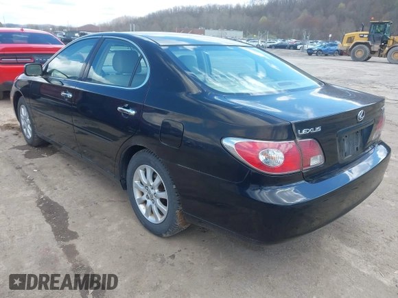2002 Lexus ES 300 with VIN JTHBF30G625028427, listed as a IAAI auction lot 42043286 with 147,964 mi miles and . Bid and sale history available at DreamBid. Image 3.