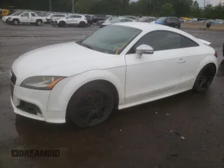 2010 Audi TTS z VIN TRUK1AFK8A1021653, wystawiony jako Copart lot #65677094 z przebiegiem 170 461 mil mil oraz Szkody całkowita. Historia ofert i sprzedaży dostępna na DreamBid. Obrazek 1.