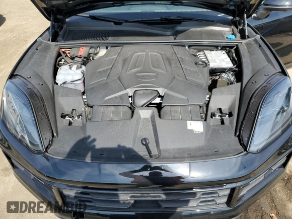 2024 Porsche Cayenne with VIN WP1BA2AY4RDA51284, listed as a Copart auction lot 71919964 with 10,821 mi miles and Salvage title. Bid and sale history available at DreamBid. Image 11.