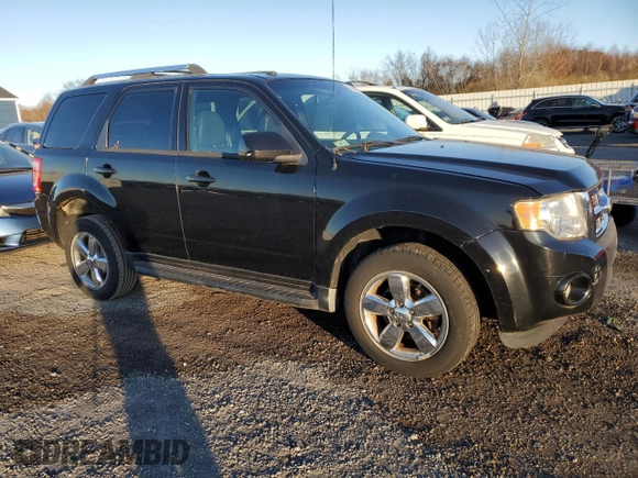 2010 Ford Escape Limited with VIN 1FMCU9E73AKC93731, listed as a Copart auction lot 82261664 with 114,912 mi miles and Non repairable. Bid and sale history available at DreamBid. Image 4.