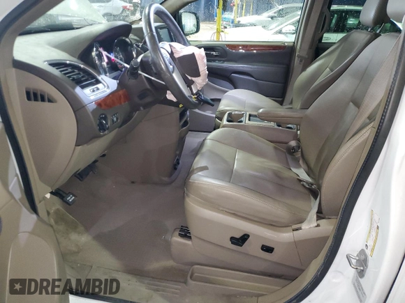 2016 Chrysler Town & Country Touring with VIN 2C4RC1BG1GR174268, listed as a Copart auction lot 52384895 with 105,053 mi miles and Clean Title. Bid and sale history available at carsss.com. Image 7.