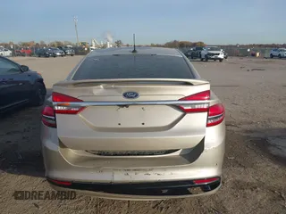 2017 Ford Fusion Titanium z VIN 3FA6P0SU5HR373140, wystawiony jako IAAI lot #41082406 z przebiegiem 98 422 mil mil oraz . Historia ofert i sprzedaży dostępna na DreamBid. Obrazek 16.