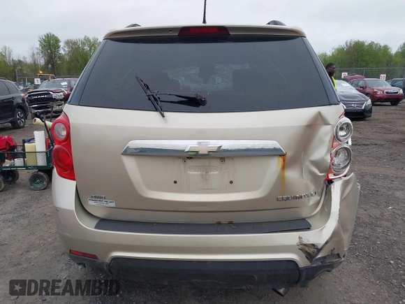 2013 Chevrolet Equinox LT z VIN 2GNFLEE34D6188916, wystawiony jako IAAI lot #42195799 z przebiegiem 153 798 mil mil oraz . Historia ofert i sprzedaży dostępna na DreamBid. Obrazek 17.