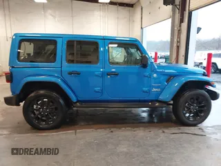 2024 Jeep Wrangler Sahara with VIN 1C4RJXP64RW170976, listed as a IAAI auction lot 41867996 with 4,406 mi miles and . Bid and sale history available at DreamBid. Image 13.