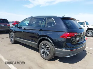 2018 Volkswagen Tiguan SEL with VIN 3VV3B7AX4JM056650, listed as a IAAI auction lot 42394948 with 35,696 mi miles and . Bid and sale history available at DreamBid. Image 3.