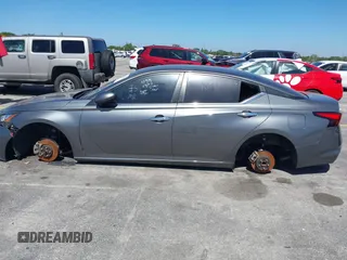 2022 Nissan Altima 2.5 SV with VIN 1N4BL4DV8NN388866, listed as a IAAI auction lot 41711215 with 54,999 mi miles. Bid and sale history available at carsss.com. Image 14.