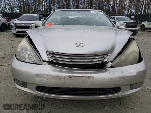 2003 Lexus ES 300 with VIN JTHBF30G030137254, listed as a Copart auction lot 46828375 with 228,627 mi miles and Salvage Title. Bid and sale history available at DreamBid. Image 5.