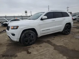2015 Jeep Grand Cherokee Altitude with VIN 1C4RJFAG8FC157284, listed as a Copart auction lot 86212994 with 119,207 mi miles and Salvage Title. Bid and sale history available at carsss.com. Image 1.