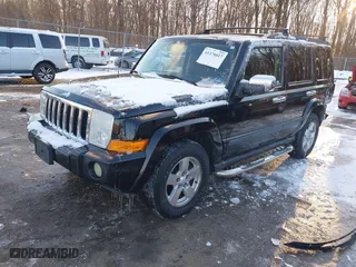 2008 Jeep Commander Sport with VIN 1J8HG48K78C114446, listed as a IAAI auction lot 41378817 with 195,845 mi miles. Bid and sale history available at carsss.com. Image 17.