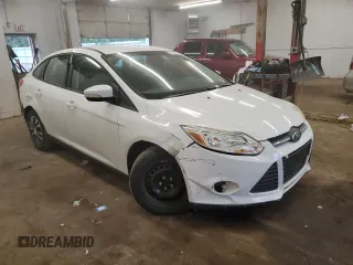 2012 Ford Focus SE with VIN 1FAHP3F23CL236482, listed as a Copart auction lot 62279735 with 127,239 mi miles and Salvage title. Bid and sale history available at DreamBid. Image 4.