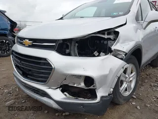2017 Chevrolet Trax LT with VIN KL7CJPSB6HB133666, listed as a IAAI auction lot 41812766 with 80,376 mi miles. Bid and sale history available at carsss.com. Image 6.