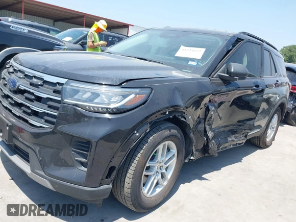 2025 Ford Explorer Active with VIN 1FMUK7DH7SGA99586, listed as a IAAI auction lot 42325672 with 1,960 mi miles and . Bid and sale history available at DreamBid. Image 19.