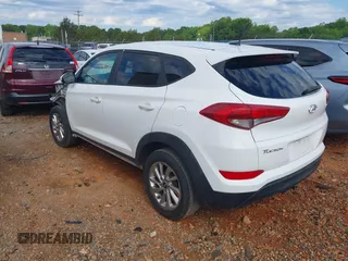 2017 Hyundai Tucson SE z VIN KM8J23A49HU580043, wystawiony jako IAAI lot #42181640 z przebiegiem 113 976 mil mil oraz . Historia ofert i sprzedaży dostępna na DreamBid. Obrazek 3.