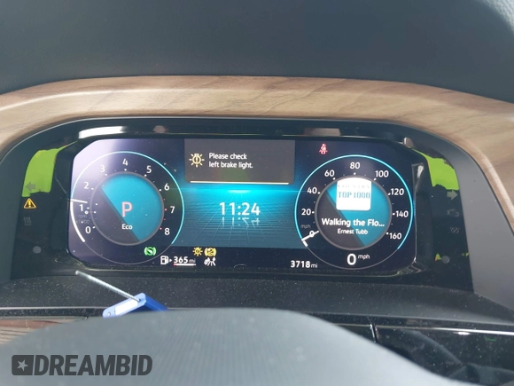 2024 Volkswagen Atlas SE z VIN 1V2JR2CA1RC616729, wystawiony jako IAAI lot #42049460 z przebiegiem 3 718 mil mil oraz . Historia ofert i sprzedaży dostępna na DreamBid. Obrazek 7.