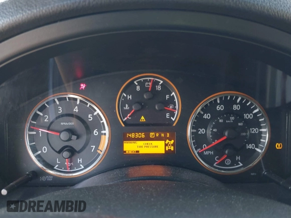 2014 Nissan Armada Platinum z VIN 5N1AA0NE2EN610901, wystawiony jako IAAI lot #41476511 z przebiegiem 148 306 mil mil oraz . Historia ofert i sprzedaży dostępna na DreamBid. Obrazek 7.