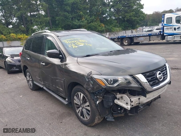 2017 Nissan Pathfinder SL with VIN 5N1DR2MM2HC615493, listed as a IAAI auction lot 40003811 with NaN miles. Bid and sale history available at carsss.com. Image 1.