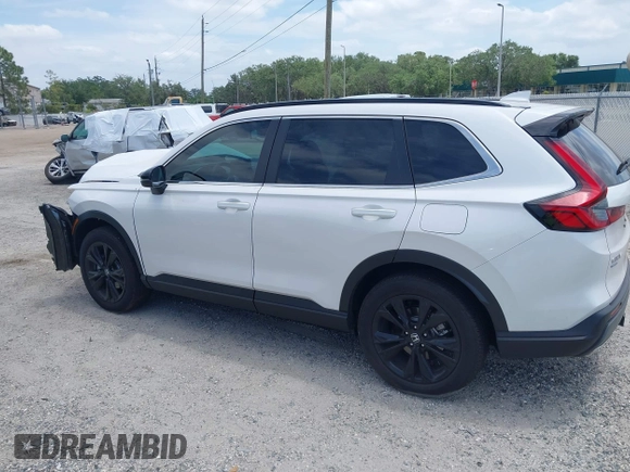 2025 Honda CR-V Sport Touring with VIN 5J6RS6H99SL012005, listed as a IAAI auction lot 42101669 with 7,945 mi miles and . Bid and sale history available at DreamBid. Image 15.