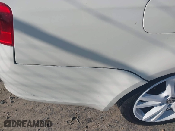 2006 Volkswagen Jetta 1.9L TDI с VIN 3VWST71K86M753562, выставлен на аукционе IAAI как лот 42206104 с пробегом 259 137 миль миль и . История ставок и продаж доступна на DreamBid. Изображение 13.