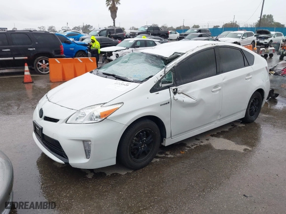 2015 Toyota Prius Four with VIN JTDKN3DU4F1909032, listed as a IAAI auction lot 41724920 with 1 mi miles. Bid and sale history available at carsss.com. Image 16.