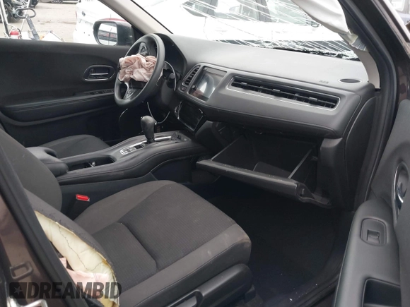 2019 Honda HR-V EX with VIN 3CZRU5H55KM718842, listed as a IAAI auction lot 42022063 with 59,610 mi miles. Bid and sale history available at carsss.com. Image 5.