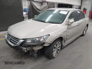 2013 Honda Accord Sdn EX-L with VIN 1HGCR2F84DA093540, listed as a IAAI auction lot 41933156 with 63,100 mi miles. Bid and sale history available at carsss.com. Image 2.