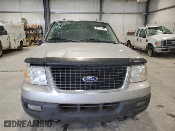 2005 Ford Expedition Special Service with VIN 1FMPU16555LA44783, listed as a Copart auction lot 87174384 with 277,798 mi miles and Salvage Title. Bid and sale history available at carsss.com. Image 5.