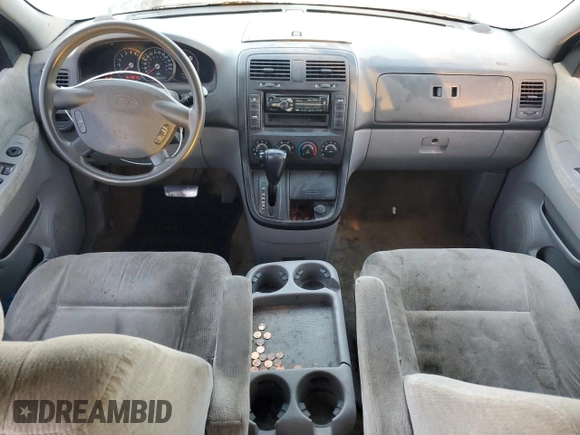 2004 Kia Sedona LX with VIN KNDUP131546611507, listed as a Copart auction lot 82050794 with 200,426 mi miles and Clean Title. Bid and sale history available at carsss.com. Image 8.